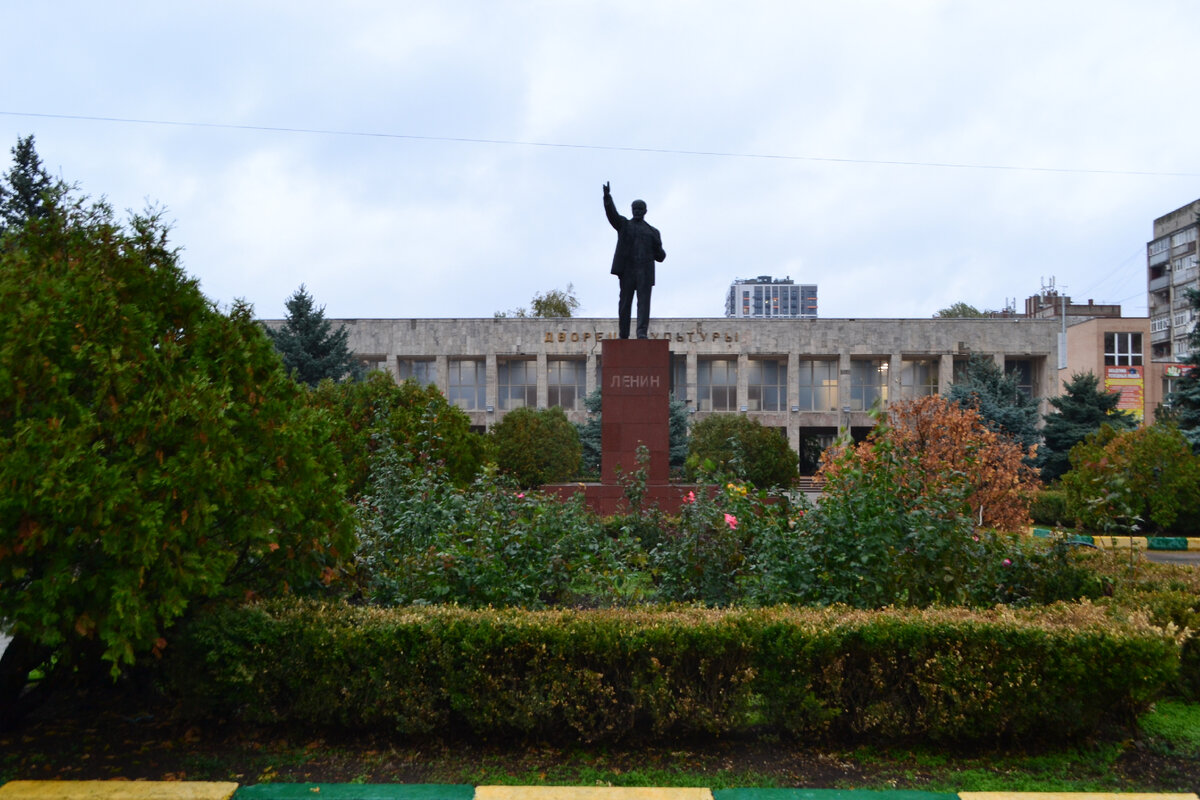 Батайск и Аксай - ближайшие пригороды Ростова-на-Дону 