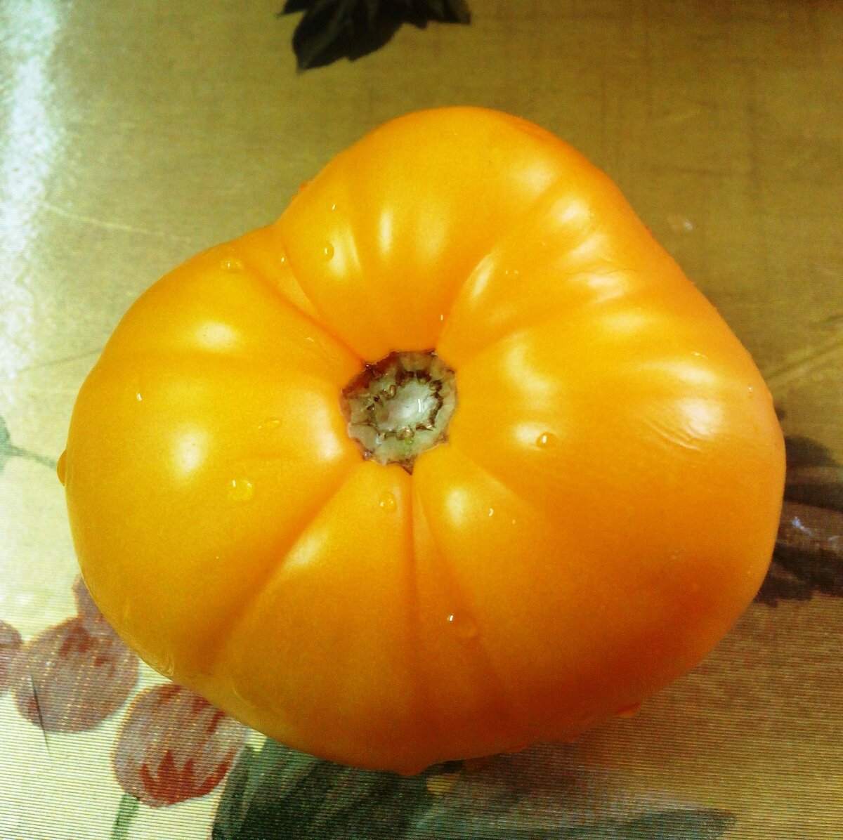 Томат Желтый великан 