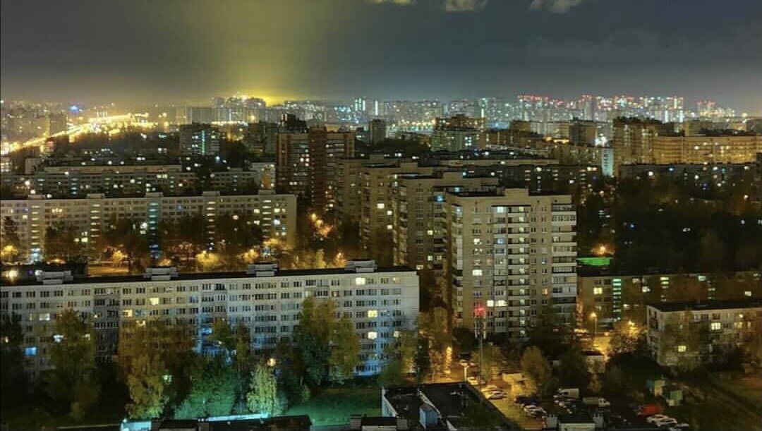 Вечерний город - есть в огоньках что-то уютно-необъяснимое