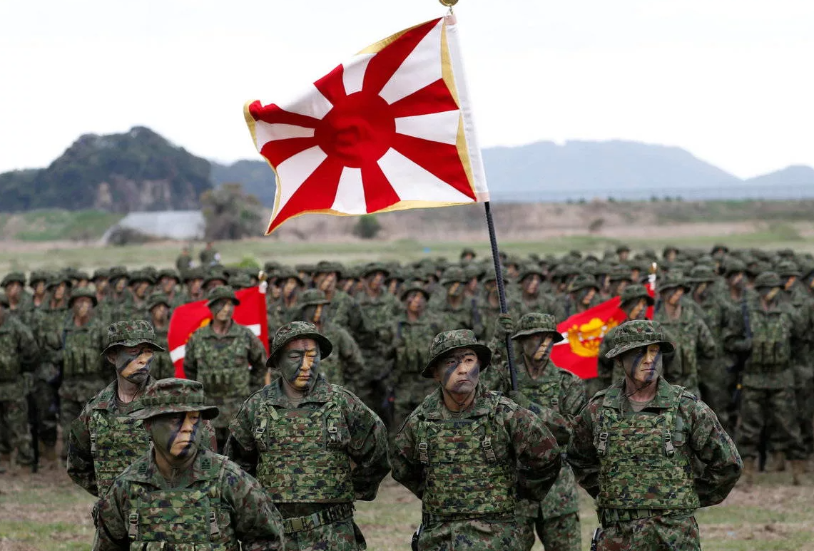 Официальной армии у японцев нет, но есть силы самообороны