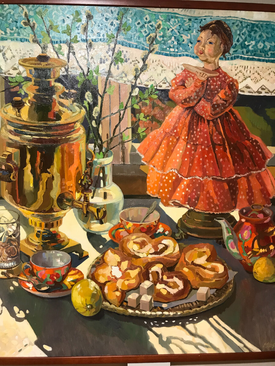 Не фотографировала названия картин, но по их сюжетам всё понятно. Работа Е. Ульяновой