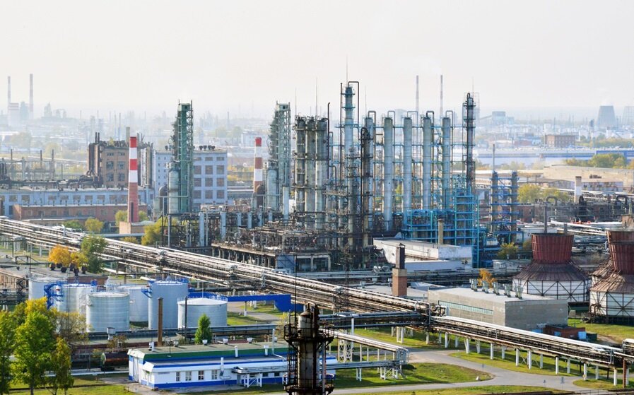 Завод "Омский каучук". Фото: www.titan-omsk.ru