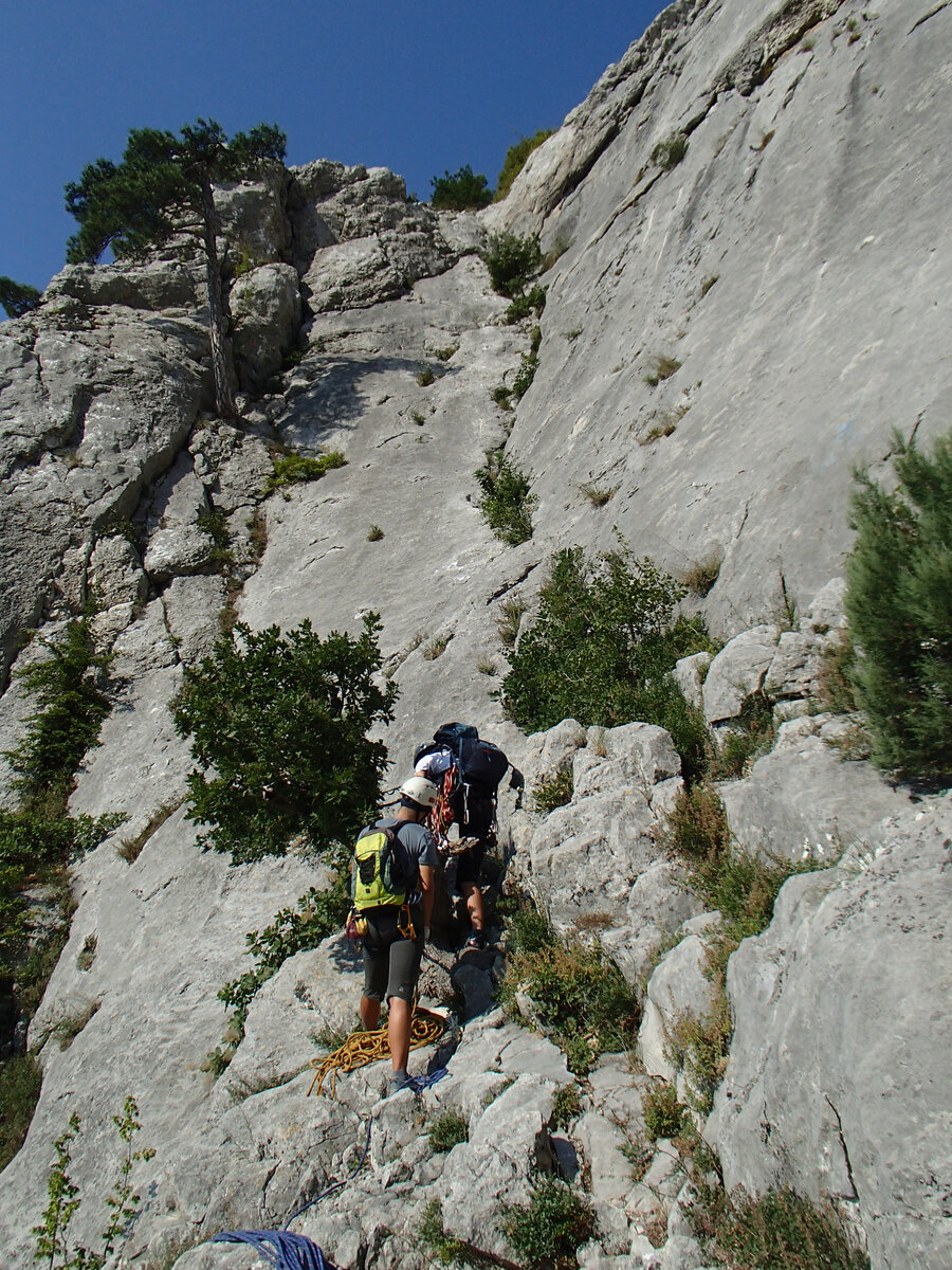  начало маршрута - первая веревка
