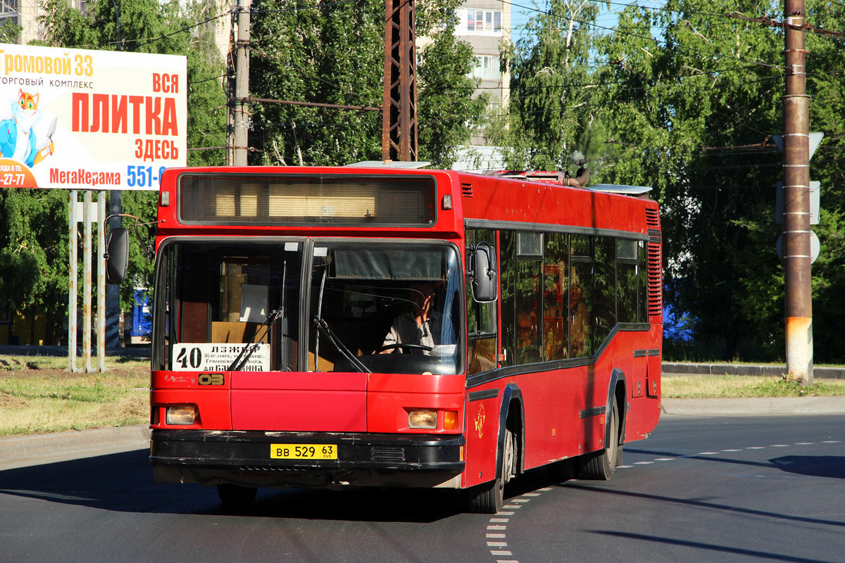 Автобус МАЗ-103.075 № ВВ 529 63, на маршруте 40 "ЛЗЖБИ - Белорусская улица"