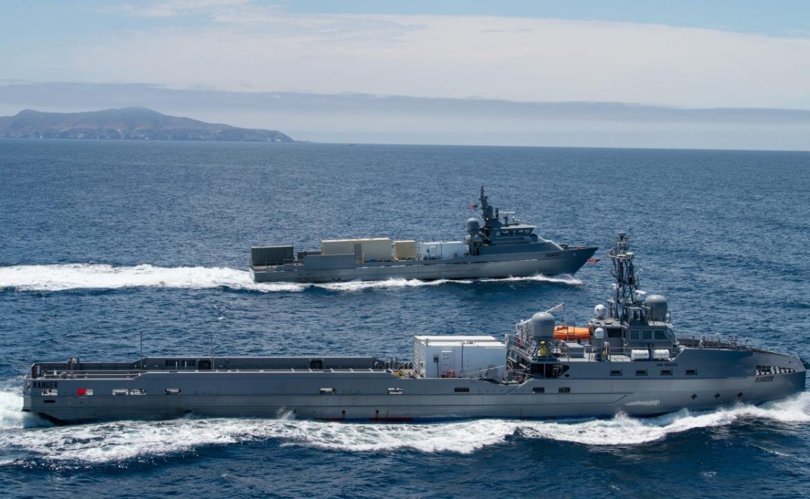 Беспилотные корабли USV Ranger и USV Nomad (фото US Navy)