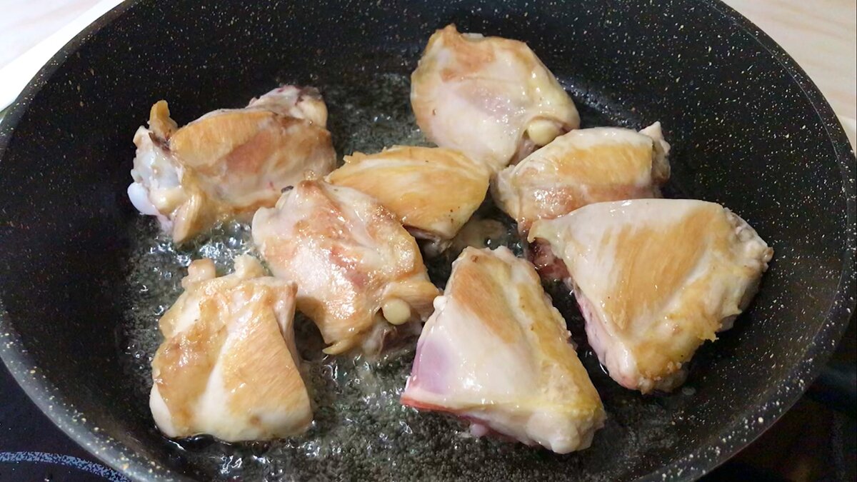 Остатки пекинской капусты никогда не выбрасываю. Готовлю вкусное блюдо.