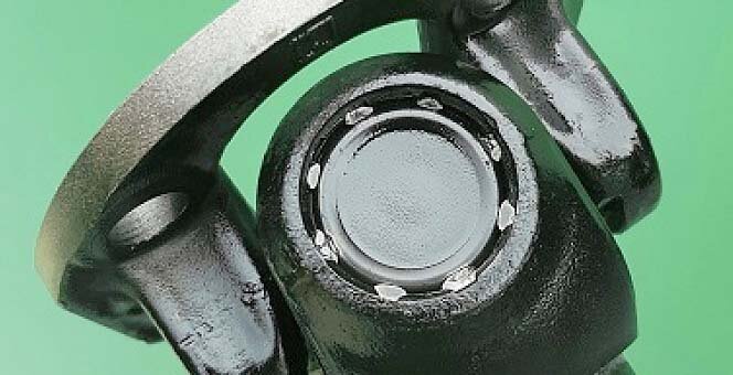 Замена крестовин в необслуживаемых карданных валах. "КарданПрофи": заводской ремонт и изготовление карданных валов.