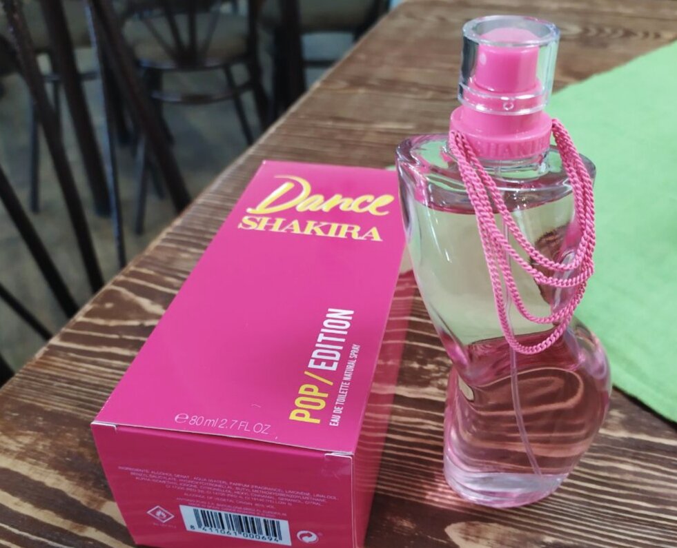 Любая девушка с хорошей фигурой и смазливым личиком мечтает женить на себе принца 