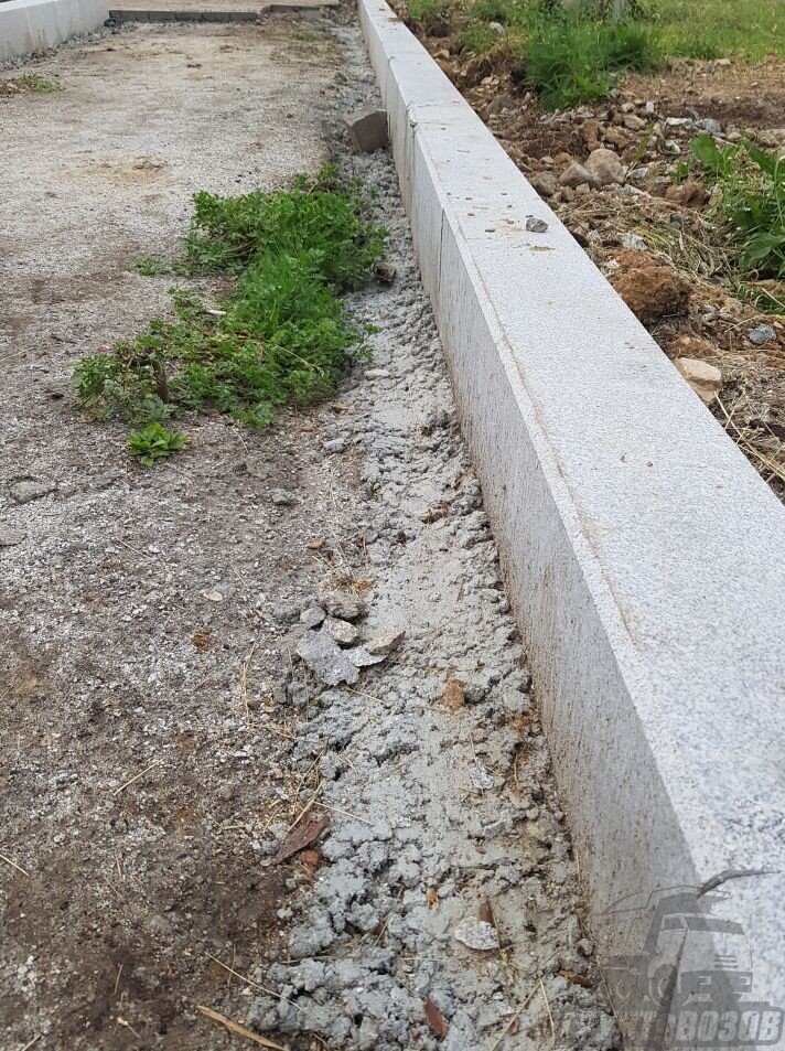 Садовые бордюры из бетона