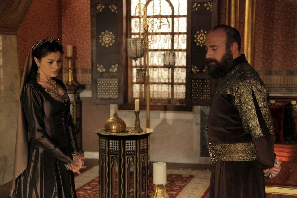 Великолепный век султана сулеймана. Османы сулейман. Великолепный век империя кёсем султан мурад. Султан мехмед завоеватель. Султан мурад великолепный век.