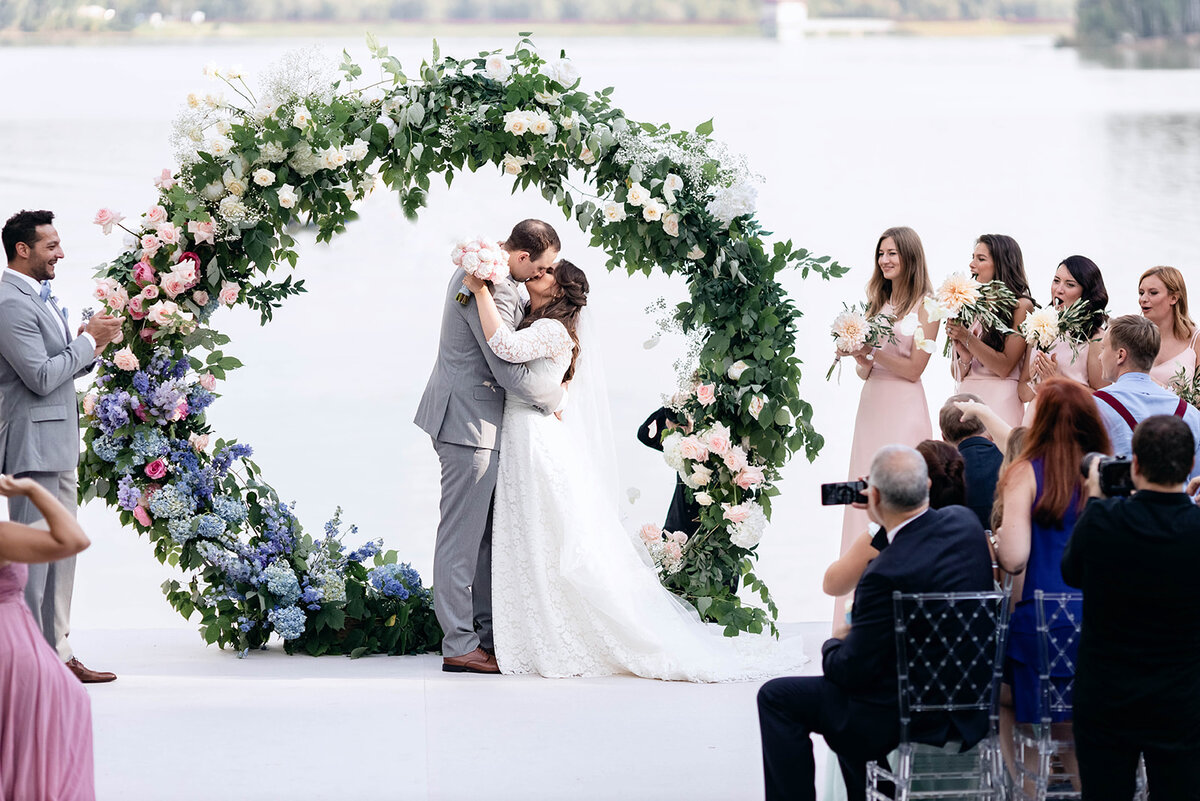  ОРГАНИЗАТОР И ДЕКОР: ARTBOX WEDDING & ARTBOX DECOR