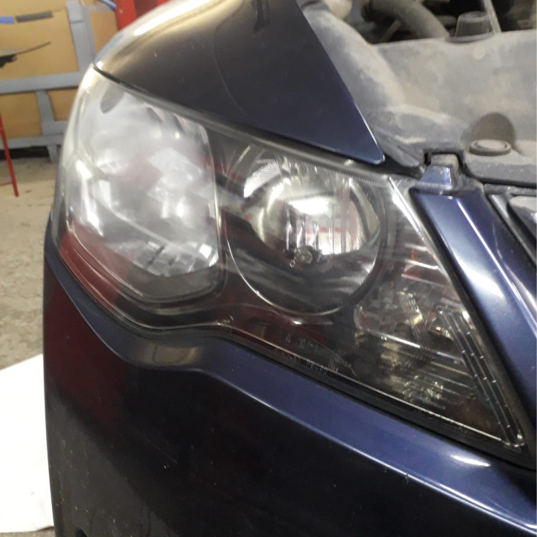 Полировка фар от 1500 руб., оклейка защитной пленкой фар от 6 000 руб ...