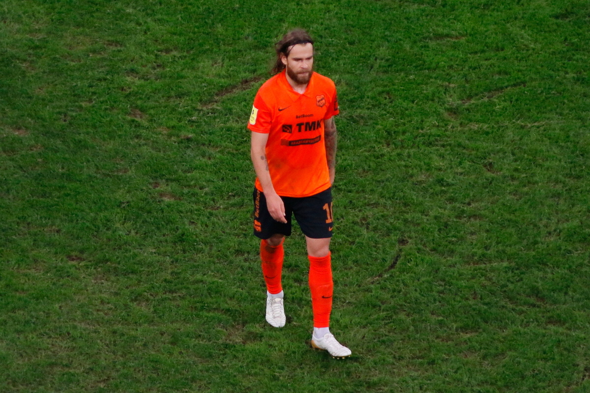 Автор первого гола в матче Эрик Бикфалви