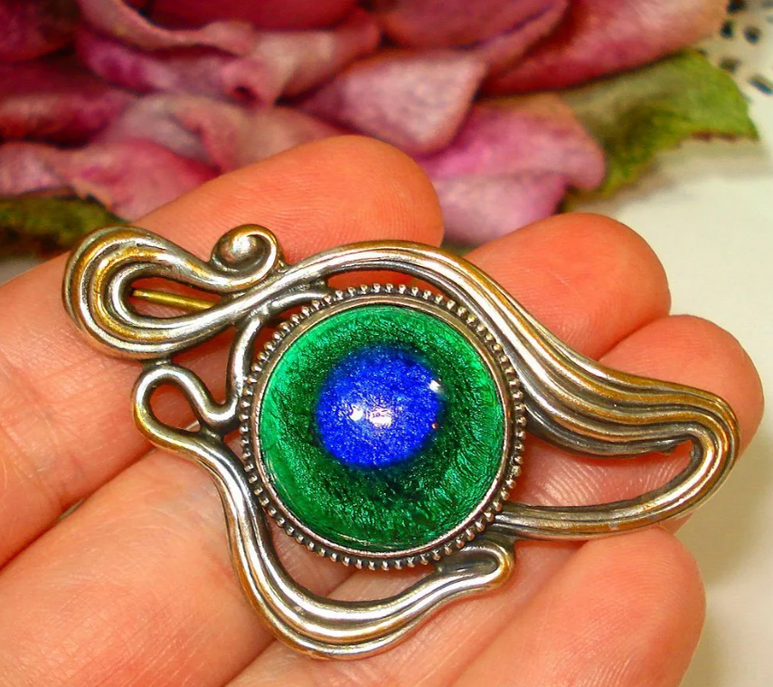 Брошь винтажная