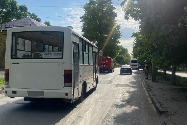 Он переходил дорогу в неположенном месте