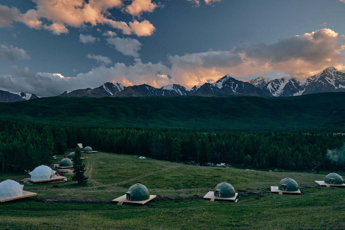 Эко-отель «Мир Алтай», республика Алтай, стальной купол Geo от FreeDome
