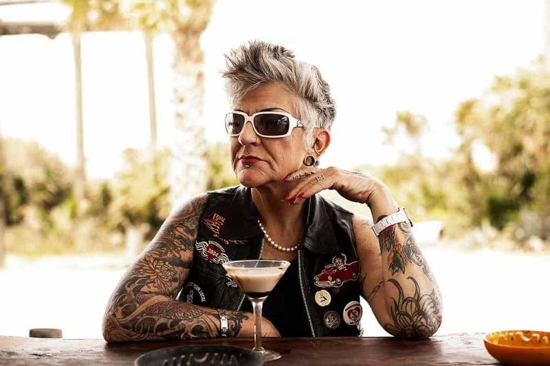 Если вы по своему духу "рокерша", яркие и дерзкие украшения всегда будут уместны в вашем стиле.