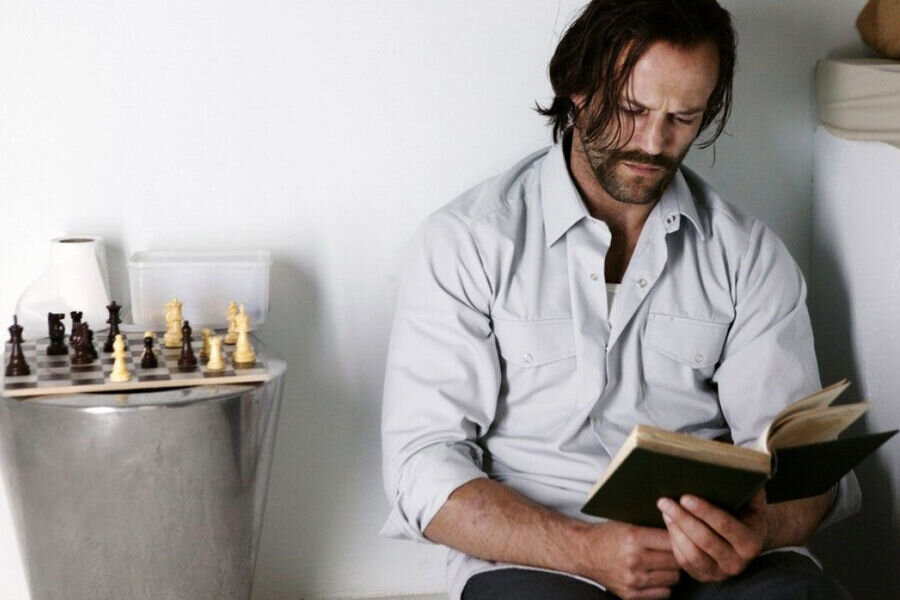 «У нас, мужиков, тоже чувства есть»
Фото: Кадр из фильма «Револьвер» (2005), Canal+