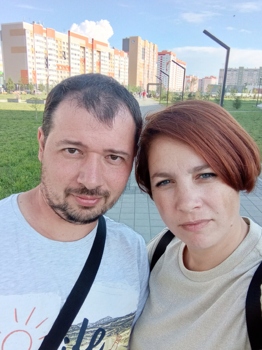 а не сходить ли нам в магазин