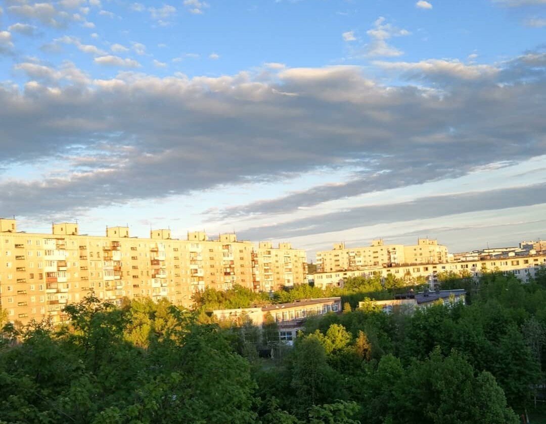 Летняя ночь в Мурманске - время 00.40. Были на севере? Фото из личного архива