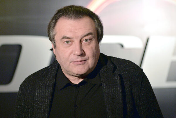    Алексей УЧИТЕЛЬ считает, что не нужно останавливать кинопроцесс. Фото с сайта novostivl.ru