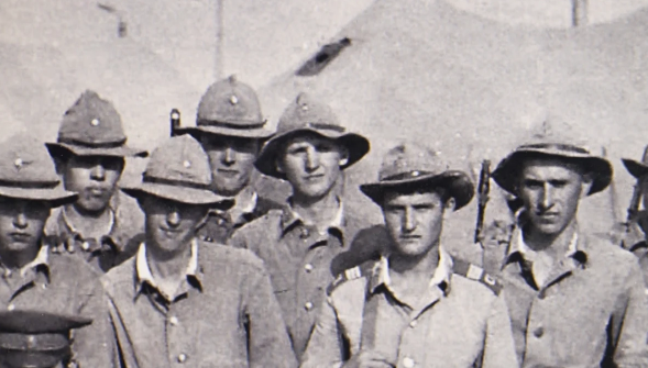 Михаил Говтва (третий справа). Термез. Учебка. Родной взвод.