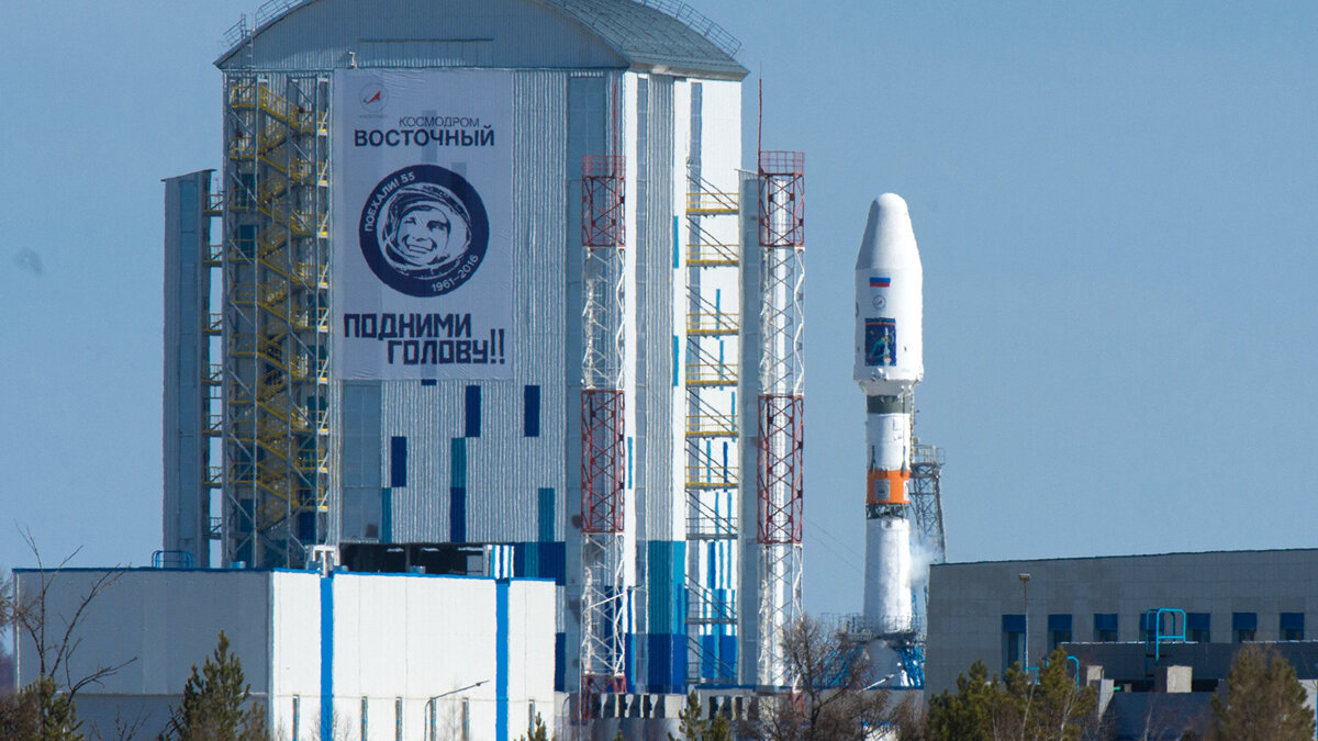    " Космодром Восточный© РИА Новости . Сергей Гунеев