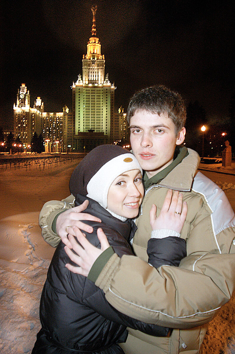 Антон канаев и анна большова фото Зачем Большова купила домик под Калугой и связана ли она с сектой "Долина солнца