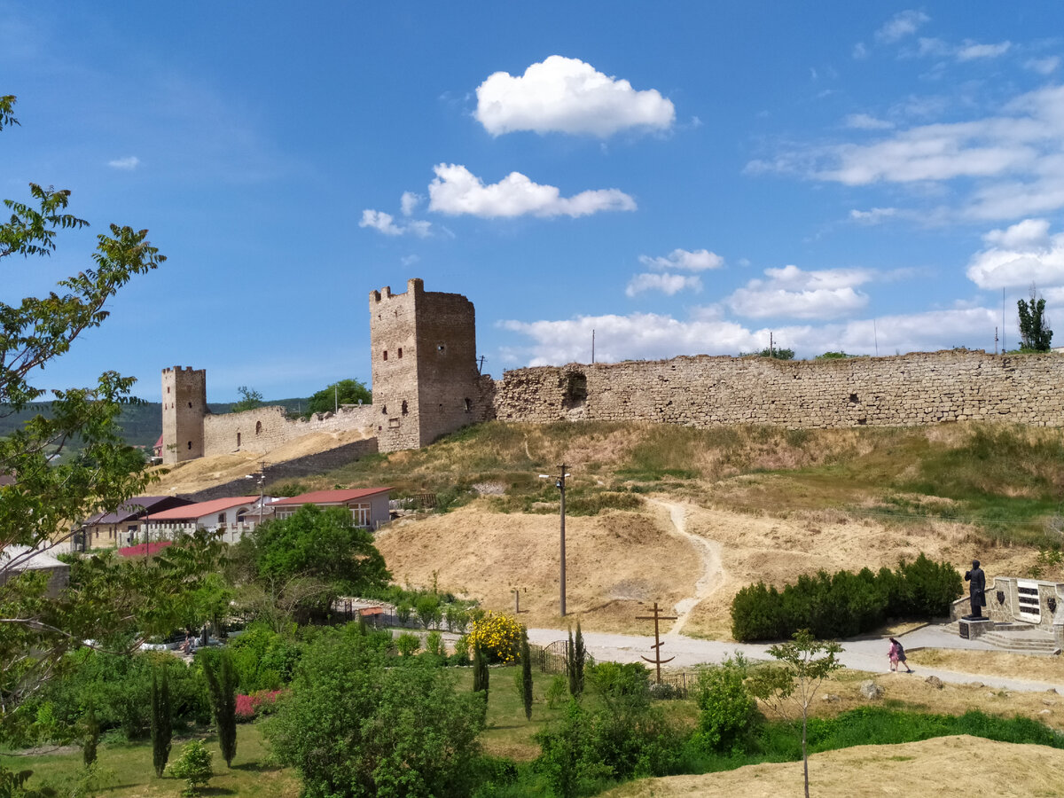 Феодосия. Генуэзская крепость Кафа. Фото автора. 2021 г.