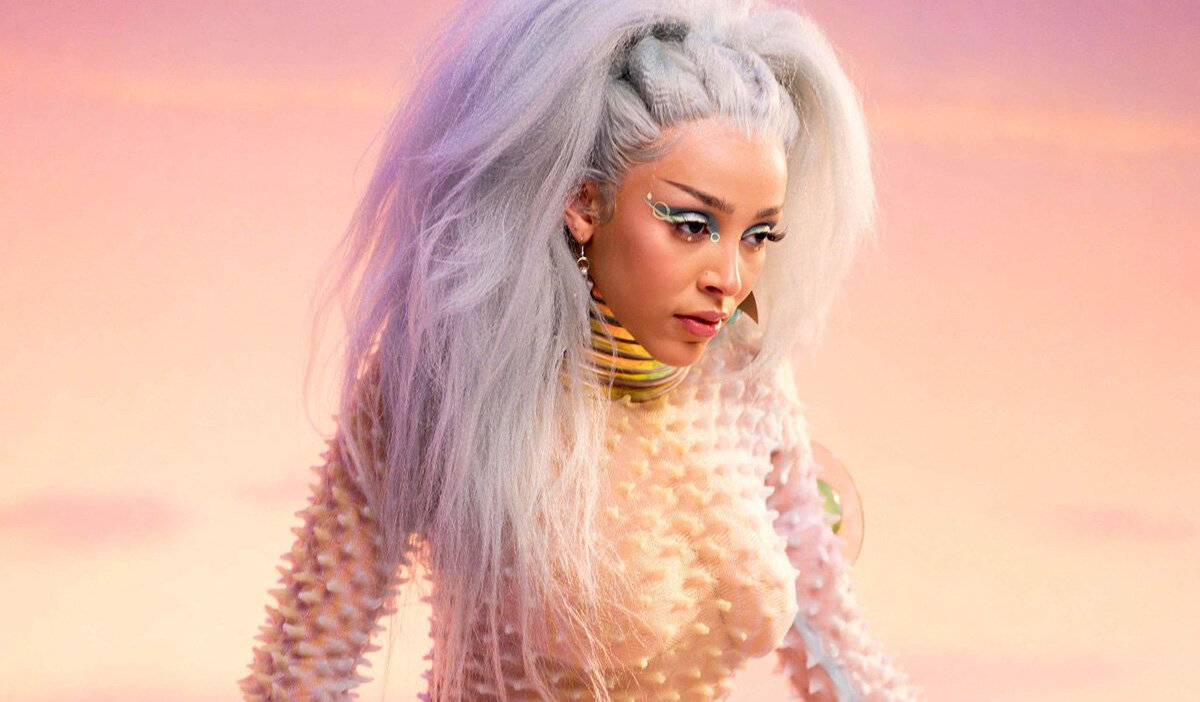 Doja cat albums. Рэперша Doja Cat. Doja Cat Planet her. 4 Morant Doja Cat. Doja Cat 2021 фото.