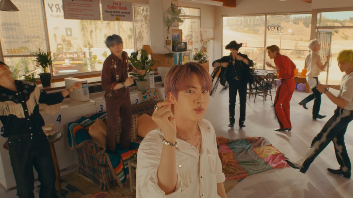 Бтс ptd. Permission bts. Бтс permission to dance намджун. Бтс фотосессия 2021 permission to dance. Permission bts.