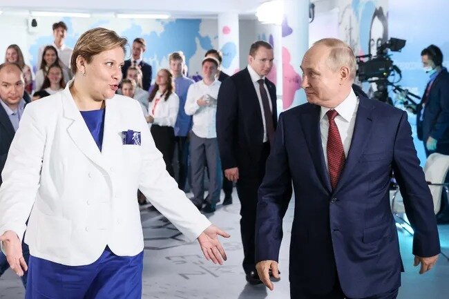 Встреча Путина со школьниками во Владивостоке / фото ТАСС