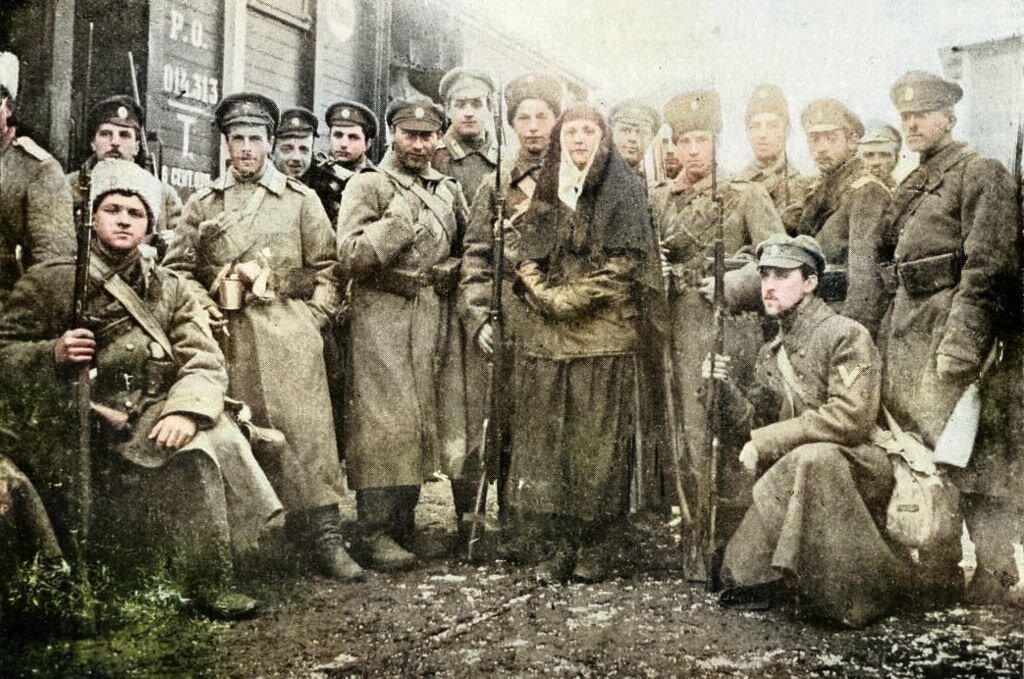 Красные и белые 1918. Добровольческая армия 1918. Добровольческая армия в годы гражданской войны. Добровольческая армия на Дону 1917. Добровольческая армия 1919.