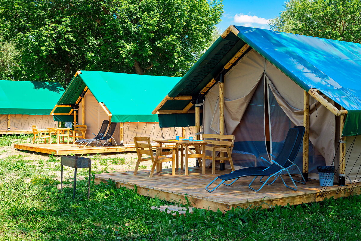 Вот так выглядит та палатка. "Сафари".