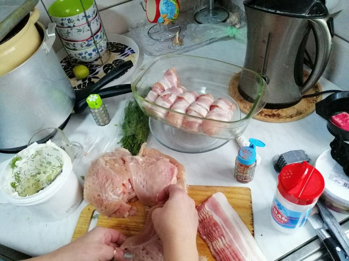 грудинку отбиваем