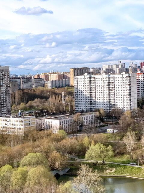 вид из окна снимала на телефон 