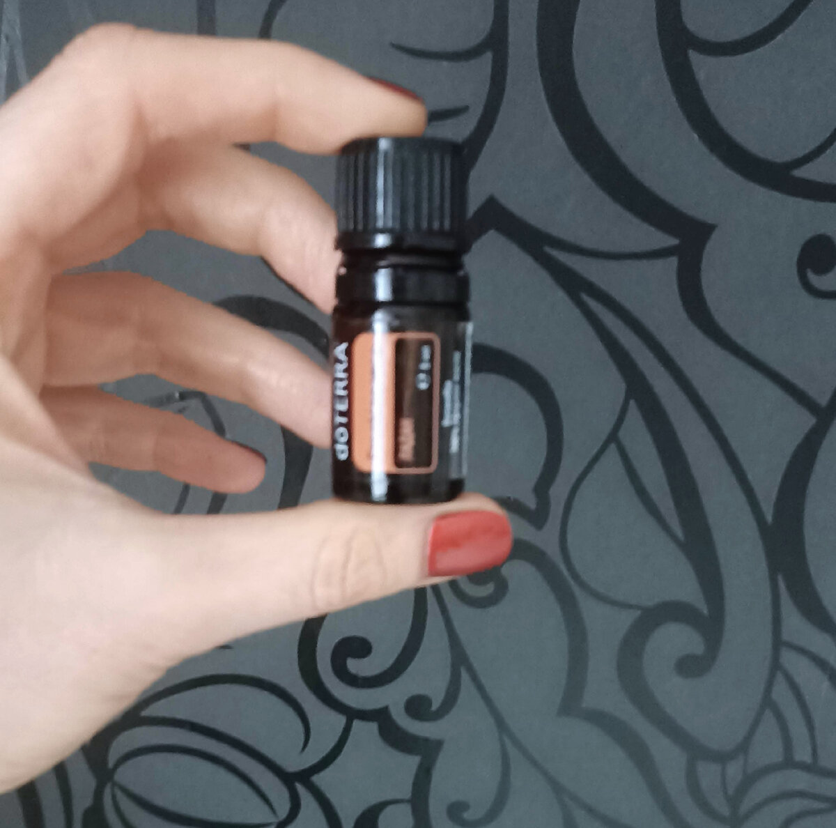 У Ароматерапевтов есть шутка: если не знаешь какое масло брать, бери ладан - не промахнёшься:)