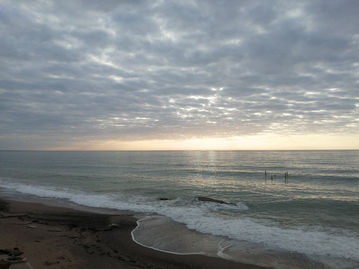 Чёрное море, Сакский район. Фото автора.