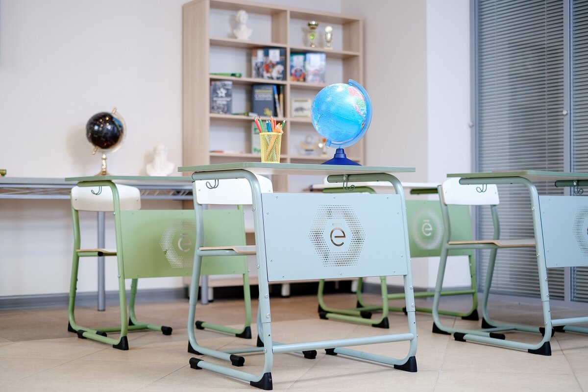 Школьная мебель ERGANT, серия «Compact»