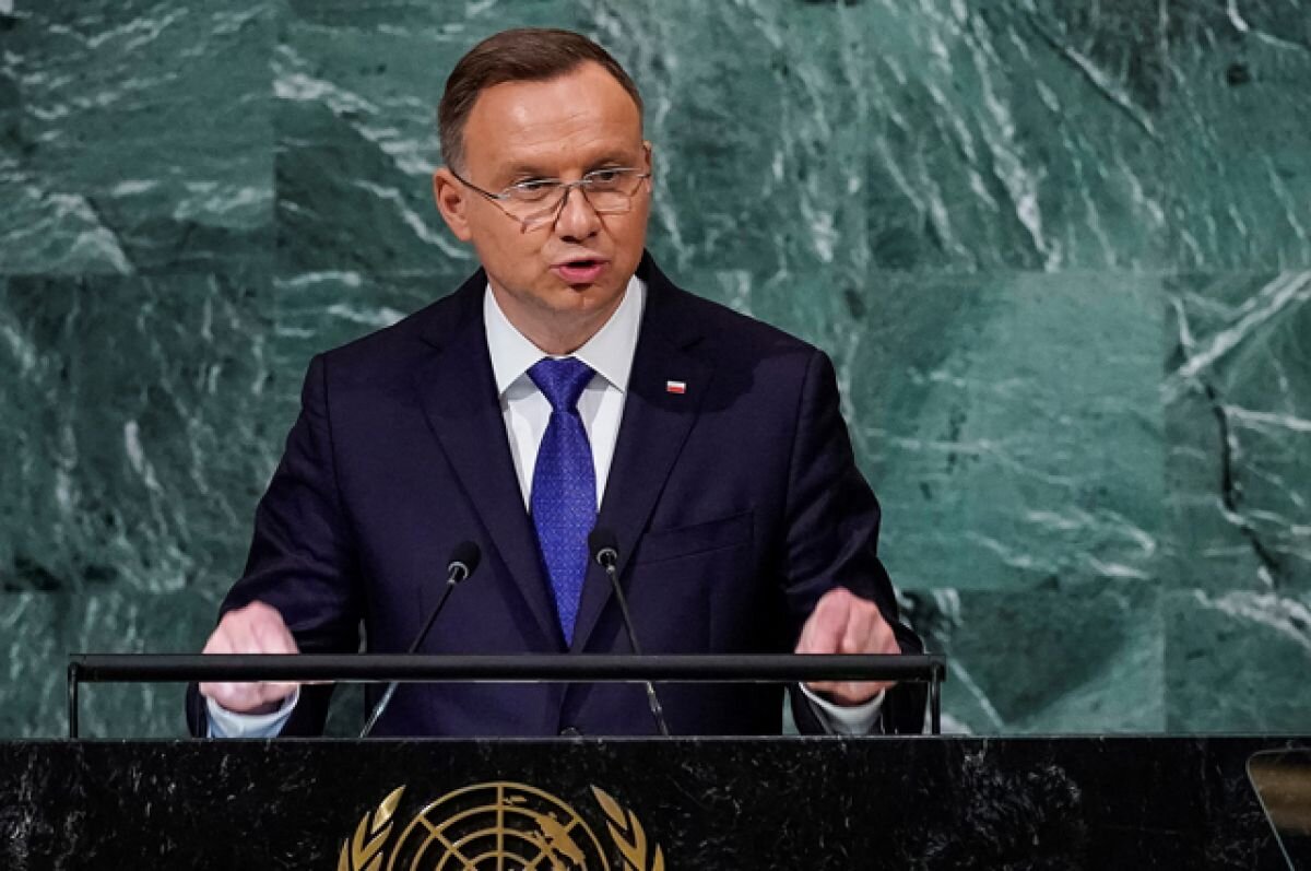    Анджей Дуда.