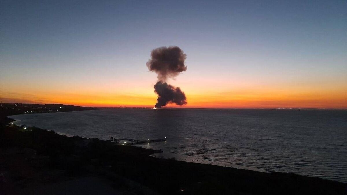    Пожар на Крымском мосту© фото очевидца