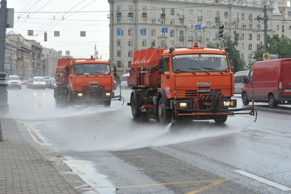     На содержание дорог в Гуково потратят более 10,5 миллиона рублей. Михаил ФРОЛОВ
