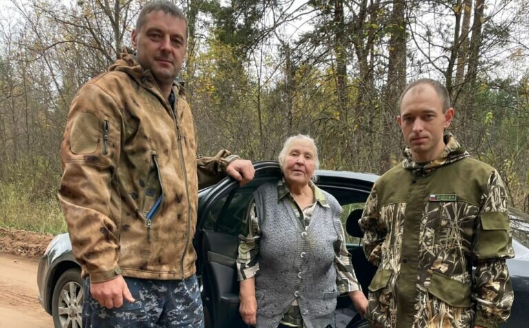    Сотрудники полиции нашли 84-летнюю бабушку, которая заблудилась в Бузулукском бору Кристина Просвиркина