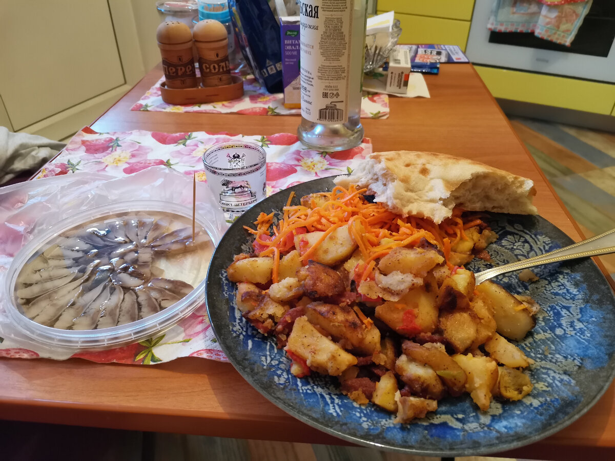 Чисто по-русски. Морковь по-корейски правда. Снова обвинят в двойных стандартах?))) 