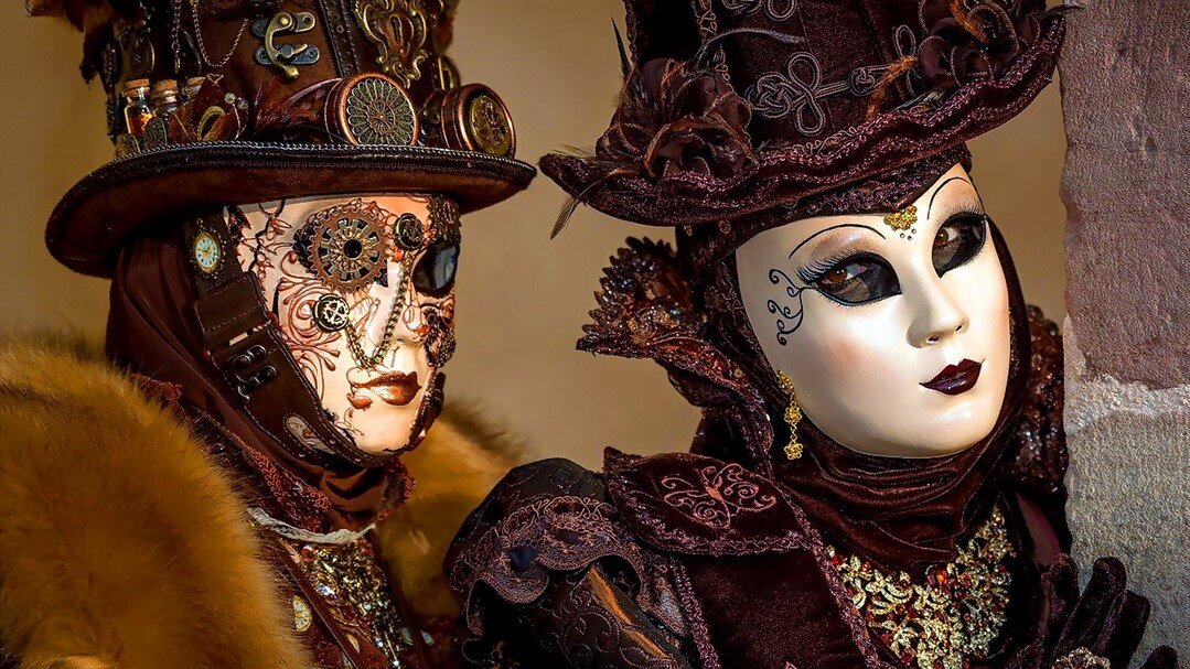 Маски Венецианского карнавала. Арт. Фото в свободном доступе.