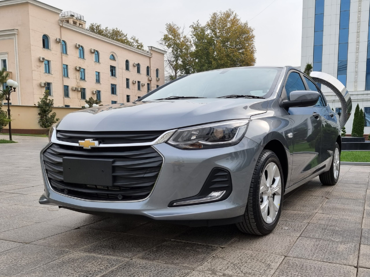 Он дешевле Весты и даже лучше» Chevrolet Onix бьёт топы: 3 причины купить  эту модель | АвтоЭксперт | Дзен