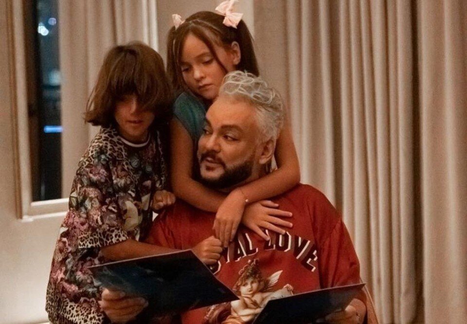     В коллекции у Аллы-Виктории Киркоровой есть кукла от белорусского мастера. Фото: соцсети.