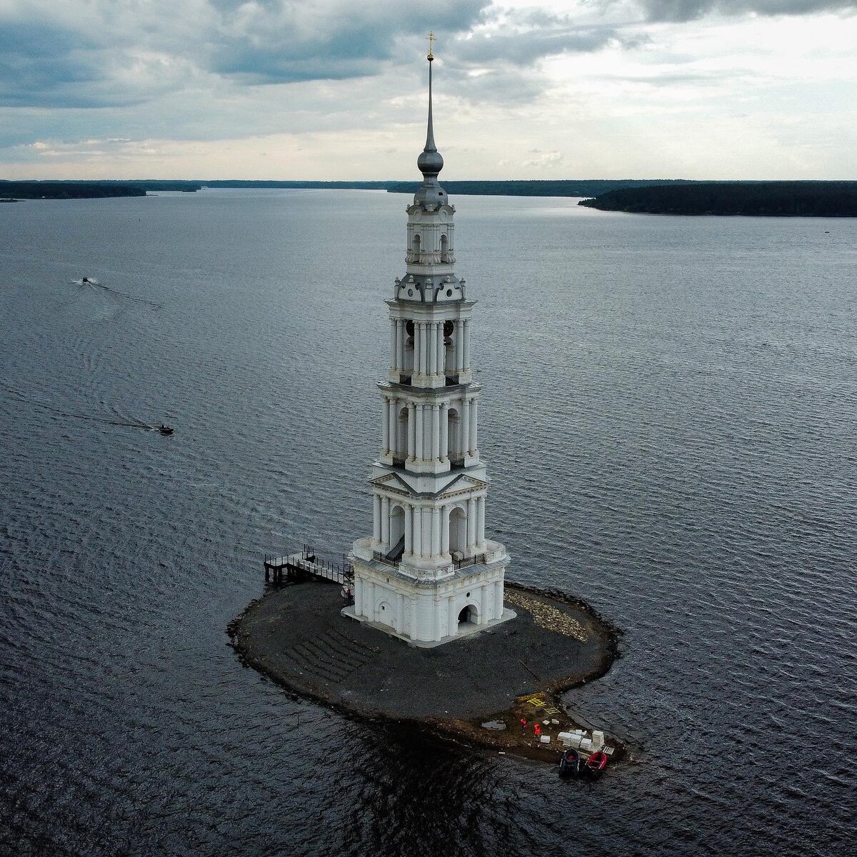 Колокольня Николаевского собора после реставрации в 2021г