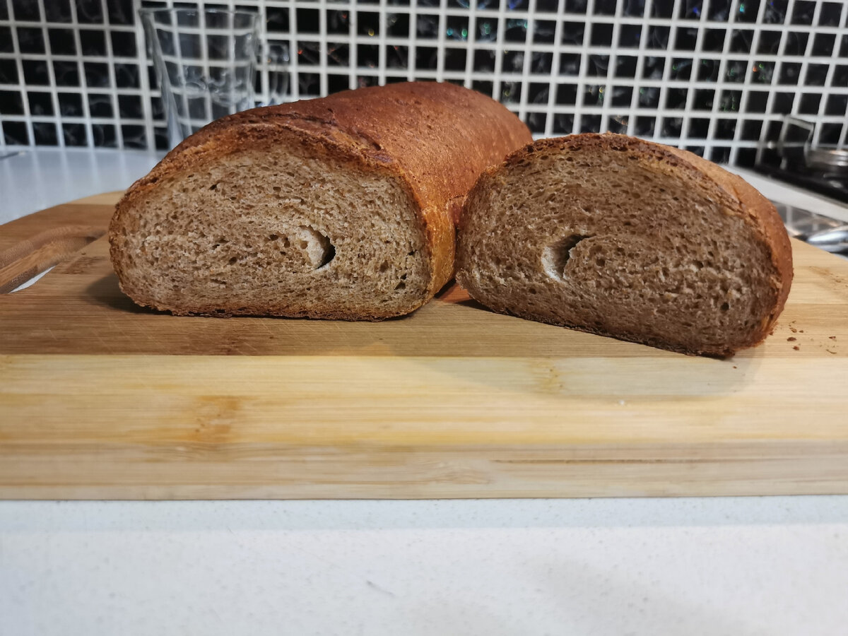 Хлеб очень вкусный и аппетитьный!