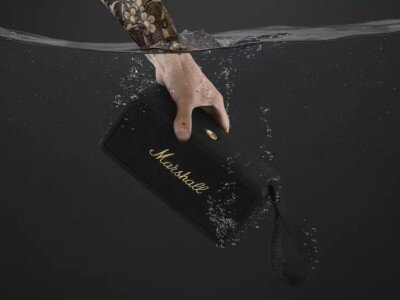    Marshall Middleton: мощный звук, компактный корпус и защита IP67